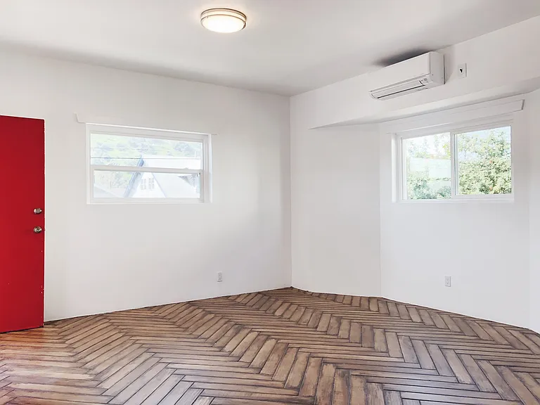 313 N Avenue 50 — Photo 3