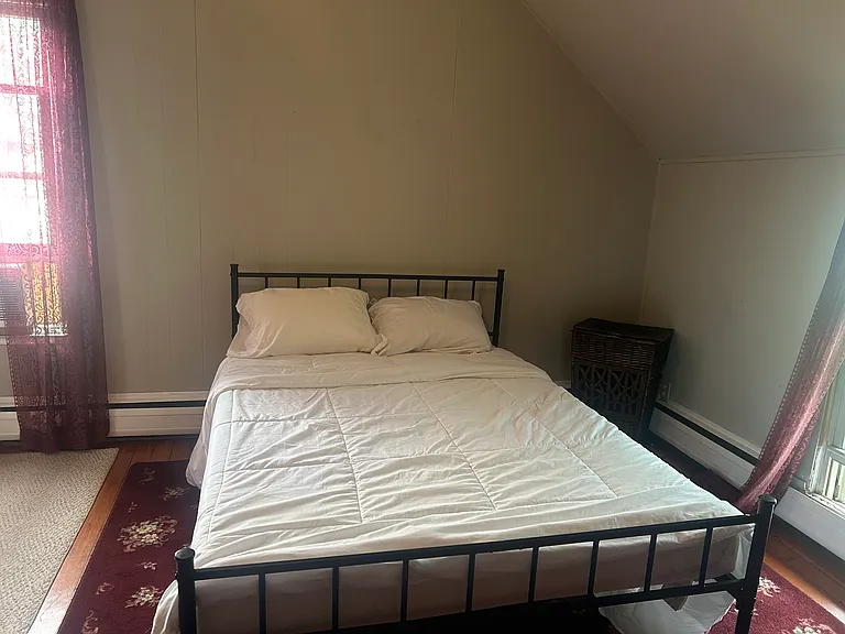1257 Queen St #2 — Photo 6