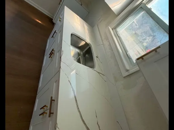 4346 Rockland Dr, Brooklyn, OH 44144