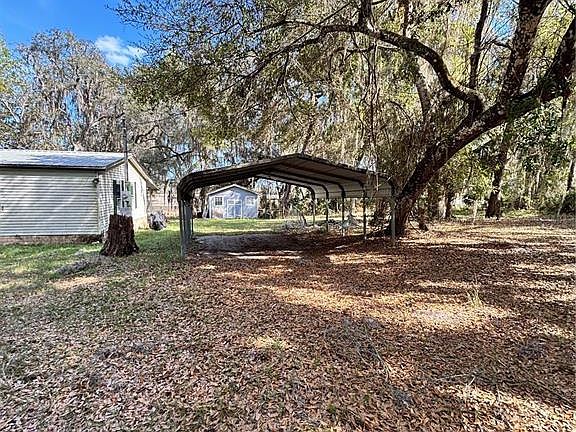 3rd image of 14179 NE 53rd Court Rd