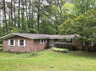 3321 Pinehaven Dr, Laurel, MS 39440