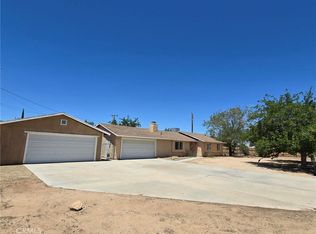 11876 Puye Rd, Apple Valley, CA 92308