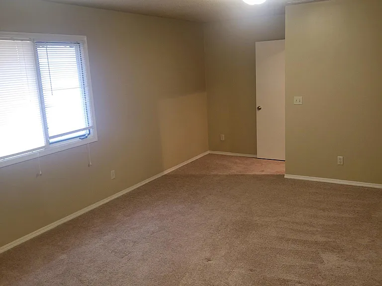 6918 E Farmview Ln — Photo 16