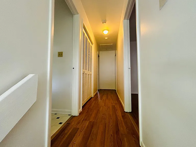 354 Shenandoah Cir — Photo 14