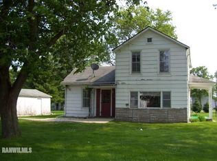601 E Railroad St, Warren, IL 61087