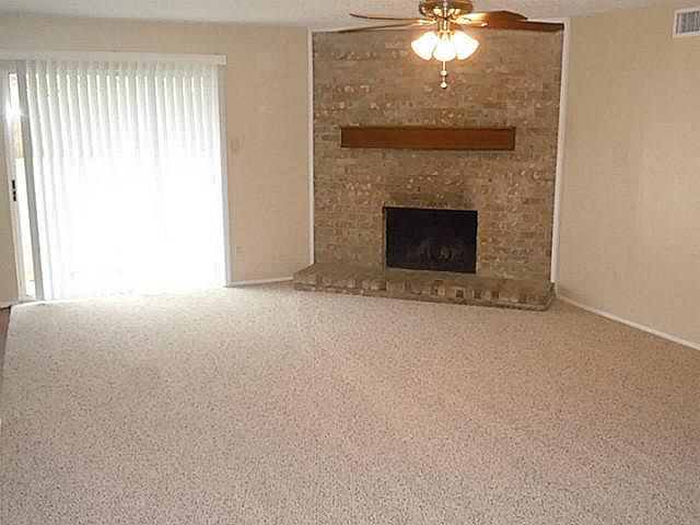 2nd image of 3425 Hickory Hill Dr