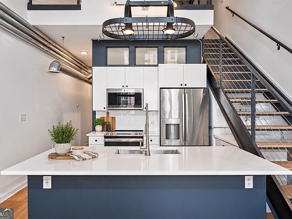 2nd image of 260 18th St NW Unit 10314