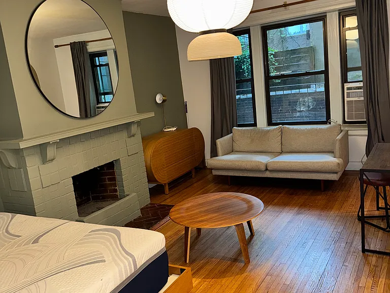 22 Grove St #1F — Photo 7
