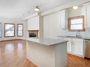 1655 W Wrightwood Ave, Chicago, IL 60614