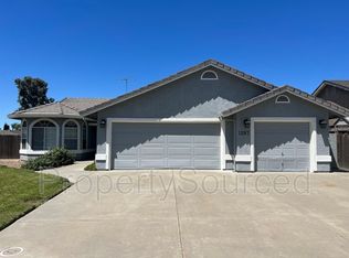 1287 Wawona St, Manteca, CA 95337
