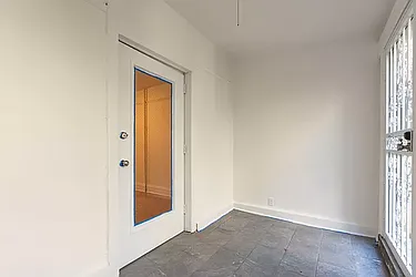 Rented by Ready Group