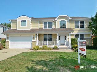 9111 Kenneth Ave, Skokie, IL 60076