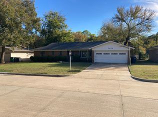 7016 Martha Ln, Fort Worth, TX 76112