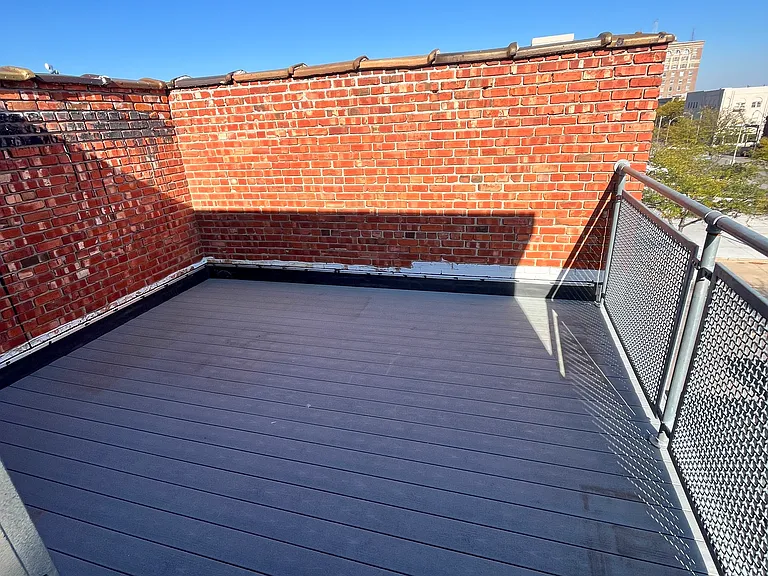 210 N Walnut St #11 — Photo 8