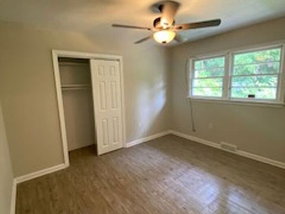 2nd image of 404 Pine Hill Ln #404