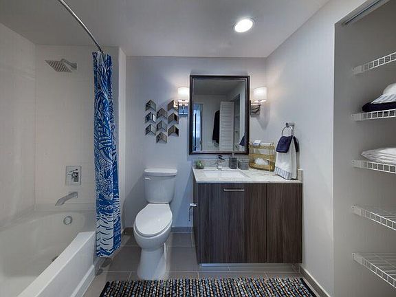 5th image of 8440 NW 33rd Ter