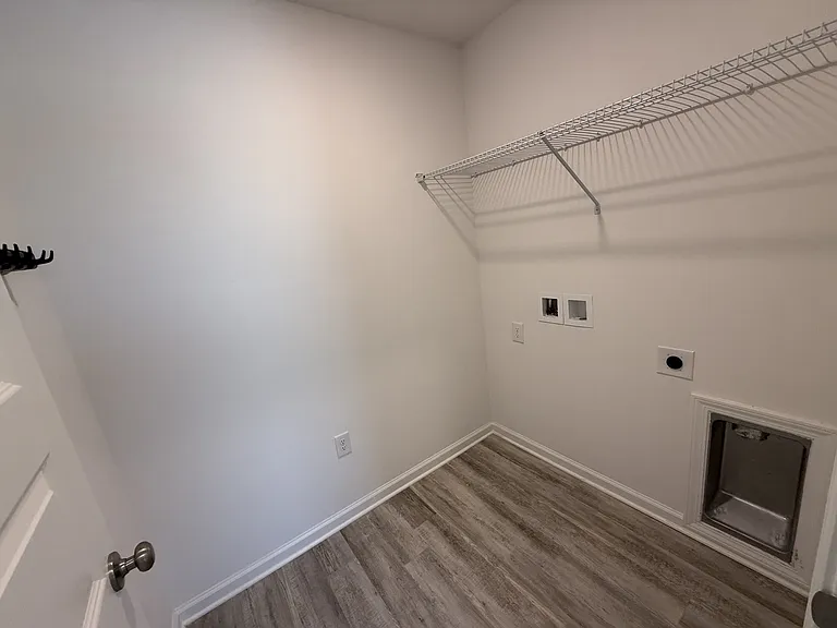 97 Staggerbush St — Photo 4