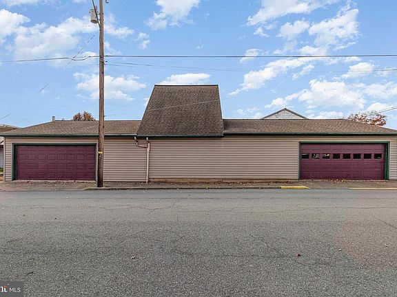4th image of 477 North St