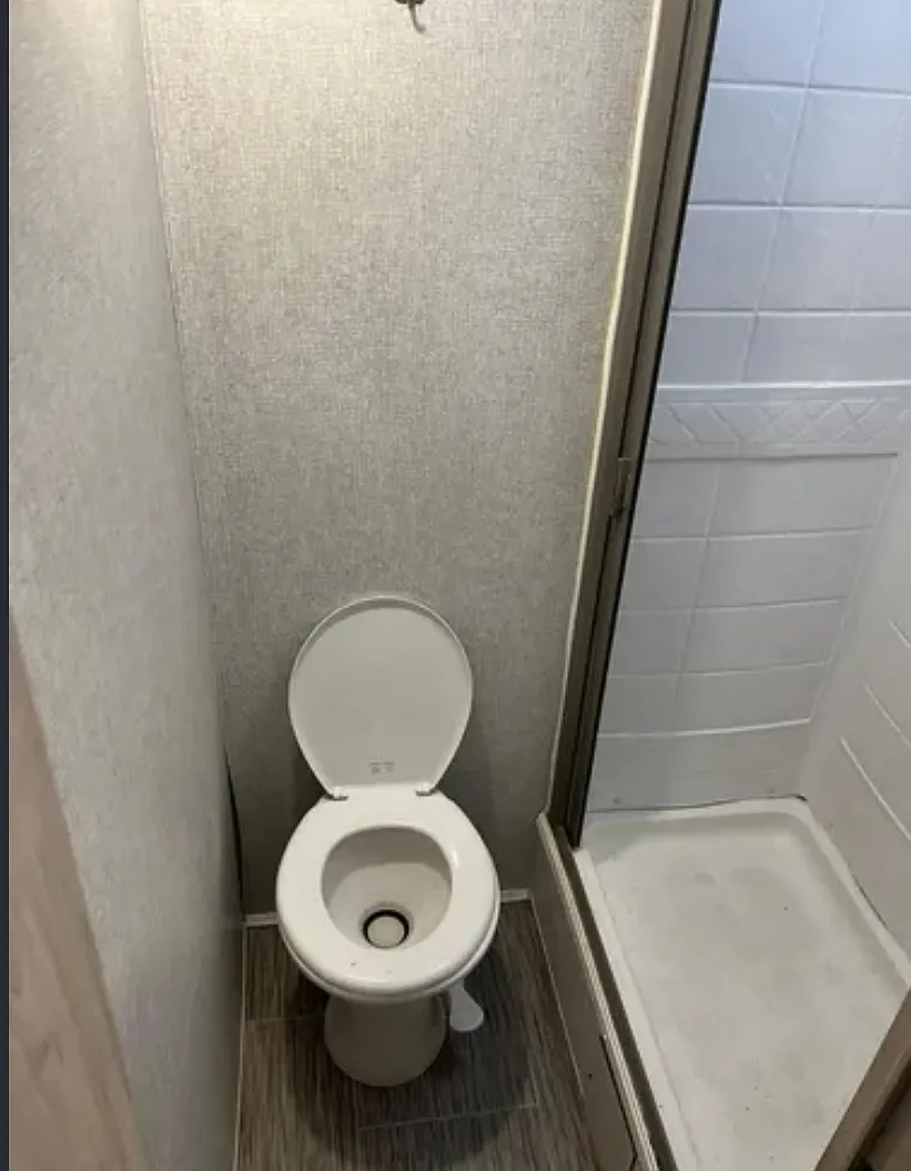 1 bed, $1,000 — Photo 4