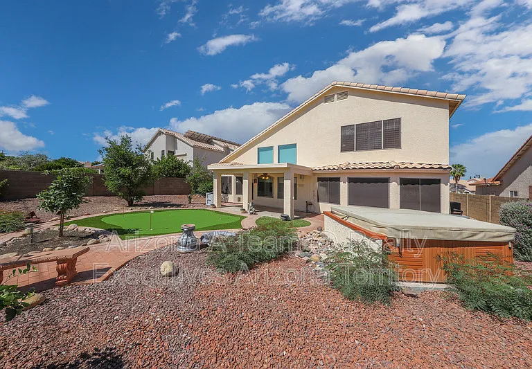 831 S Rincon Rising Rd — Photo 32