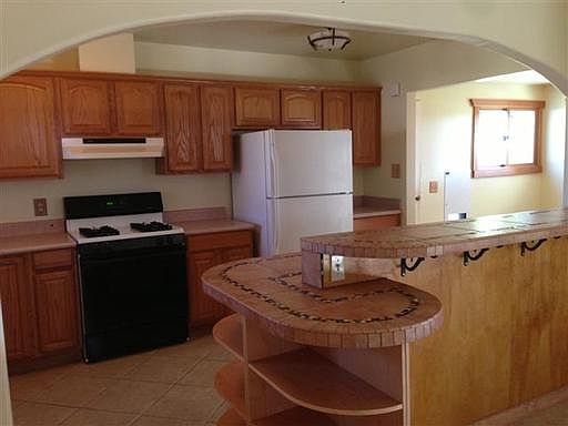 4th image of 4511 La Crosse Ave