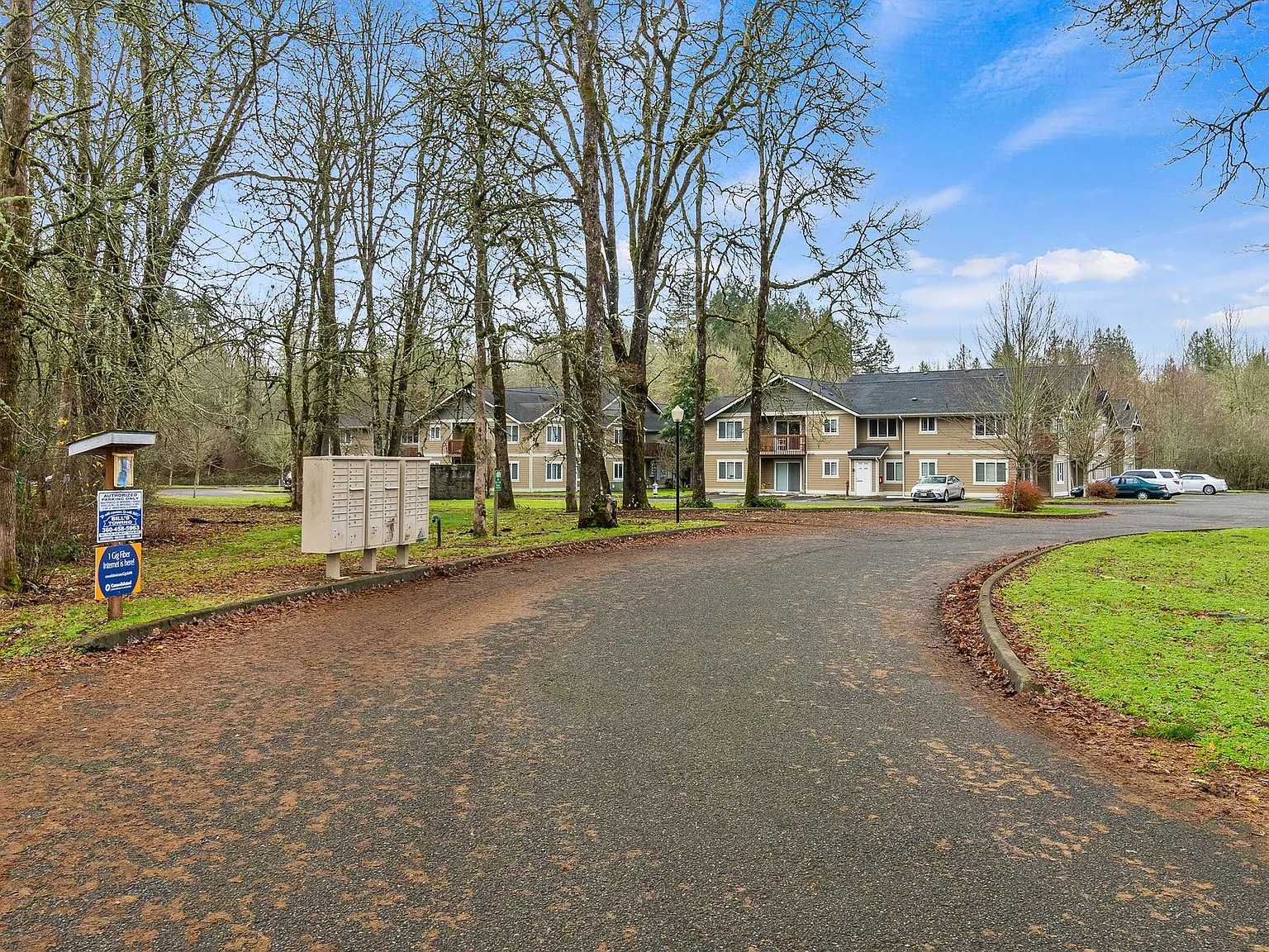 The Perfect Blend of Recreation and Relaxation at Fairway Oaks — Photo 4