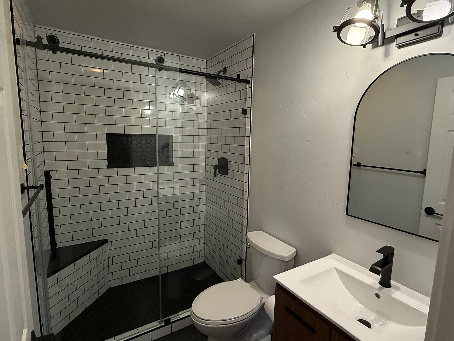 2475 Old Trail Rd — Photo 2