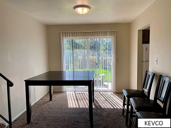 4th image of 2554 Newport Dr
