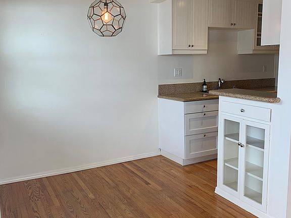 2nd image of 841 Grant St #1/2-B