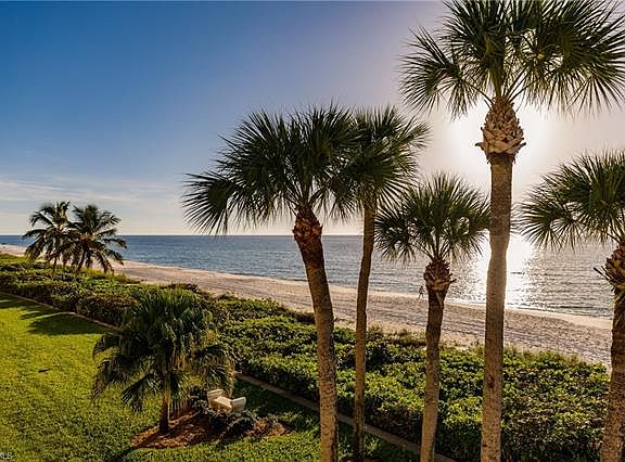 4th image of 3115 Gulf Shore Blvd N APT 111S