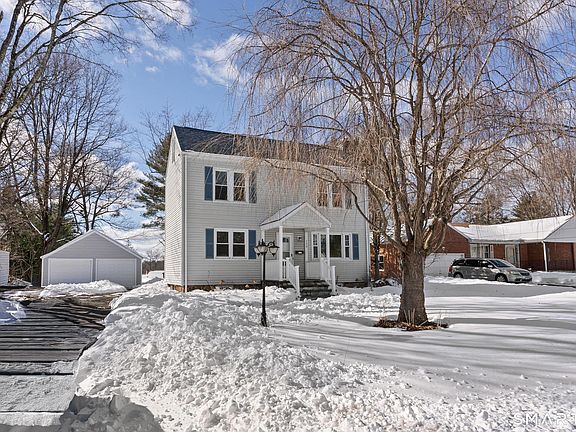 2nd image of 159 Ridgewood Road