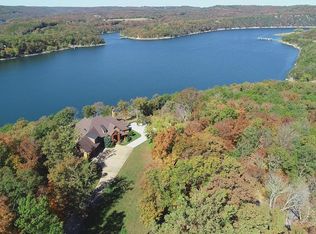 405 Rockin Star Rd, Galena, MO 65656