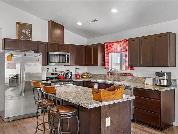 5th image of 7843 Cadence Ln