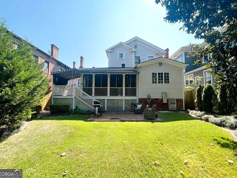 305 Orange St — Photo 29