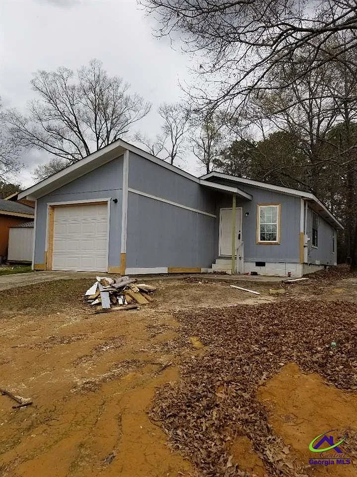 2 bed, 1.0 bath, 960 sqft, $1,150 — Photo 1