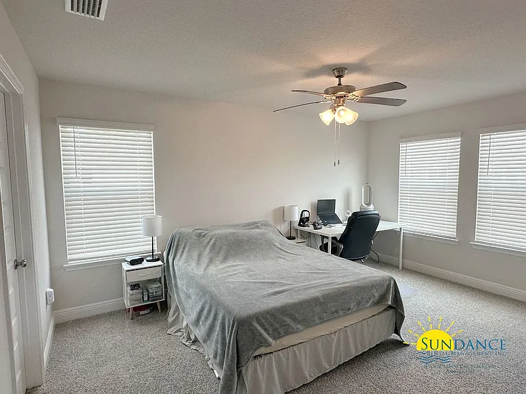 5692 Sandy Walk St — Photo 6