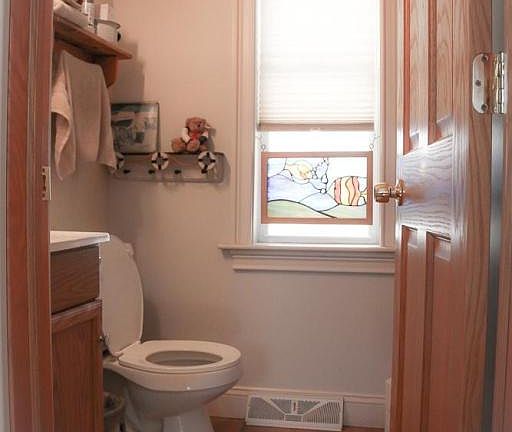 4th image of 310 E Melendy St