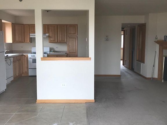 4th image of 4401 Pershing Ave Unit 2