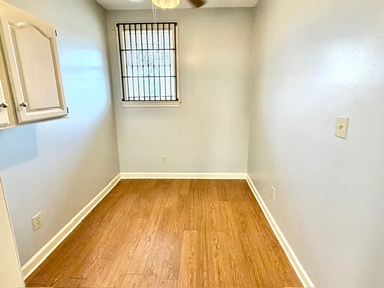 2532 Sam Cooper Blvd — Photo 7