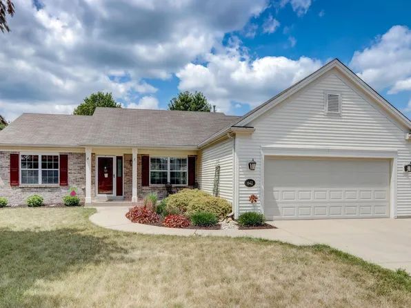 641 Woodland CIRCLE, Waterford, WI 53185