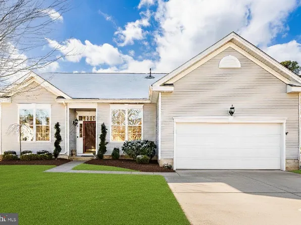 1 Old Mill Ct, Barnegat, NJ 08005