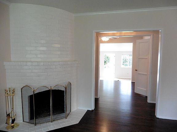 5th image of 11620 Killion St