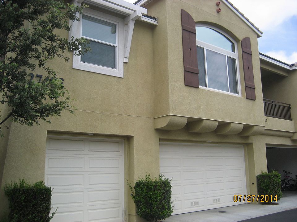 1st image of 27482 Hazelhurst St Unit 1