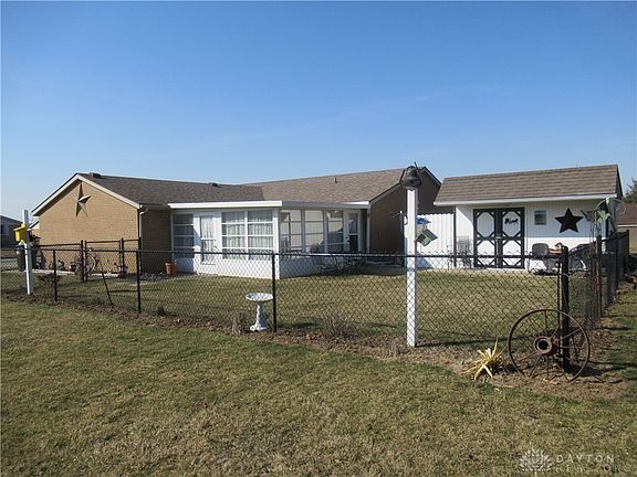 4th image of 900 Manchester Dr