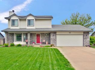 218 E Buckthorn Rd, Derby, KS 67037