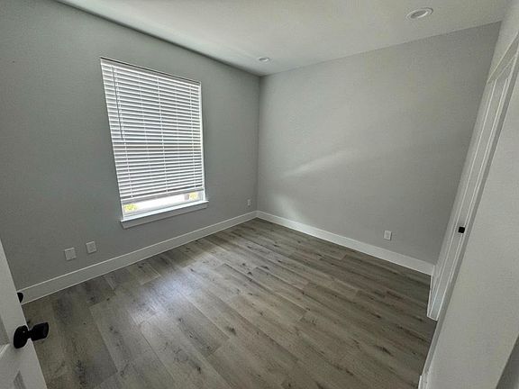 2nd image of 2605 Mulvey St