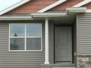 5702 Ruhd St SW, Cedar Rapids, IA 52404