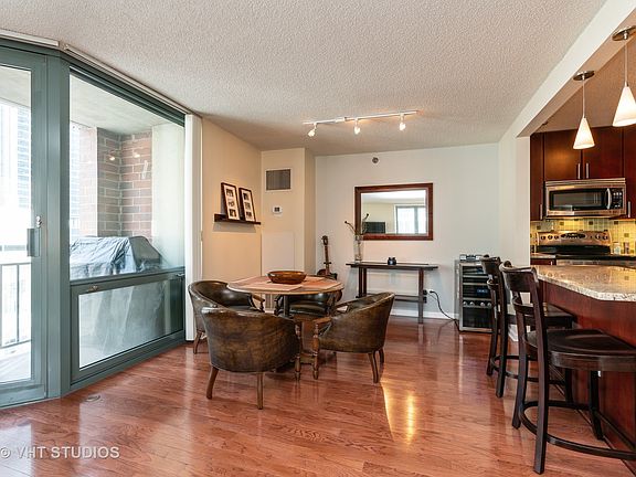 5th image of 480 N McClurg Ct APT 920