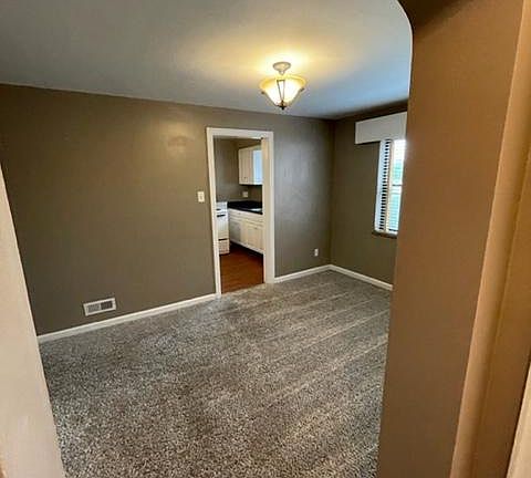 4th image of 3106 Ramona Ave