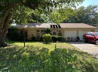 6932 Maryhill Rd, Forest Hill, TX 76140